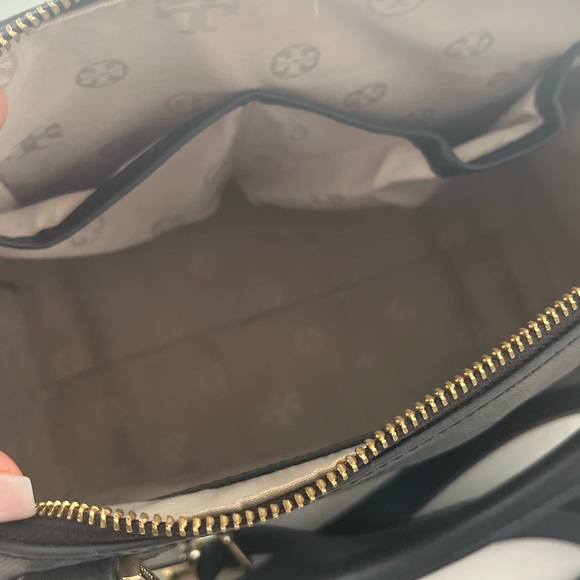 Tory Burch Robinson Middy Satchel - Night Sky - Picture 6 of 6